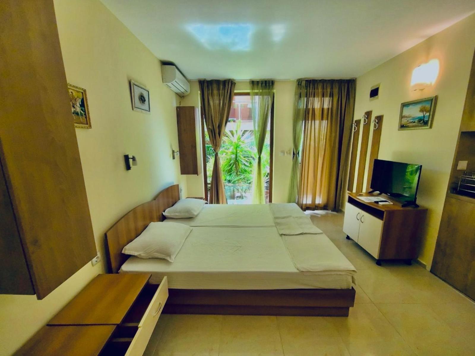 Pri Shopite Hotel Kiten  Ngoại thất bức ảnh